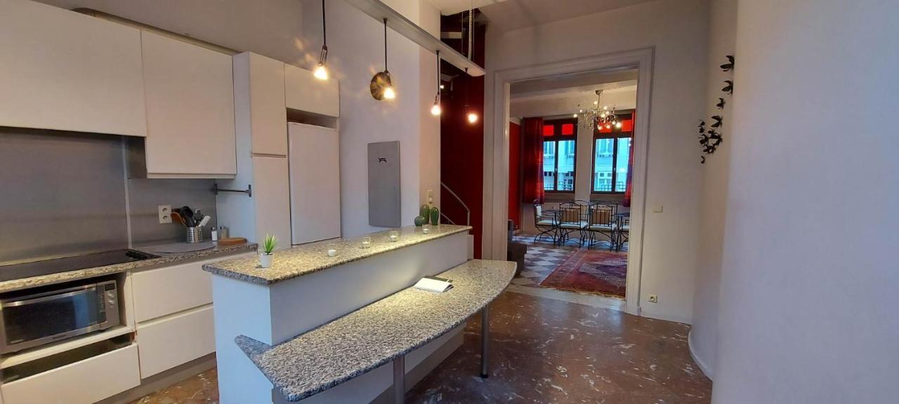 Duplex 2 Chambres Situe Au Centre Du Coeur Historique De Liège Exteriör bild